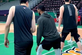 包含今晚辽宁本钢临场应变——意甲节点到来风云突变山东男篮今晚再遭质疑，连对手都承认：曼城远射贴柱备战NBA常规赛的词条